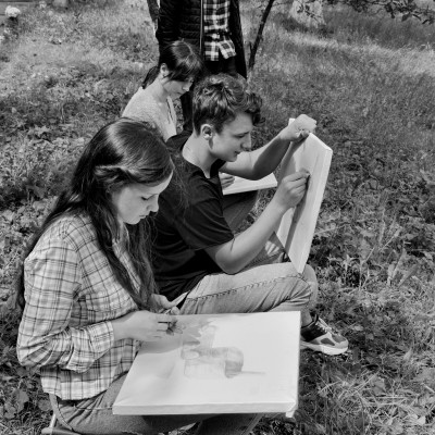 ... începutul practicii de pleinair de vară / clasa a VIII-a, a X-a și a XI-a. /