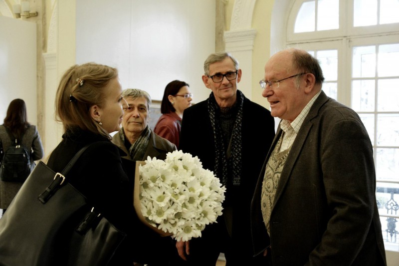 At the exhibition of Alexei Vasiliev in the National Museum of Arts of Moldova
