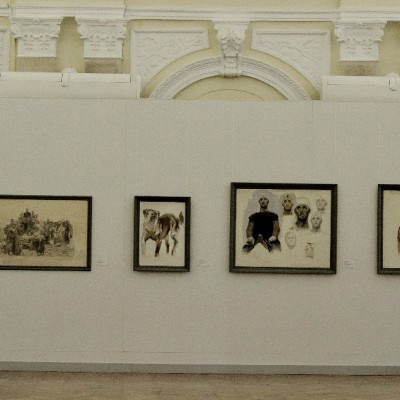 Visiting the exhibition of Leonid Grigorașenco and Valentina Rusu-Ciobanu