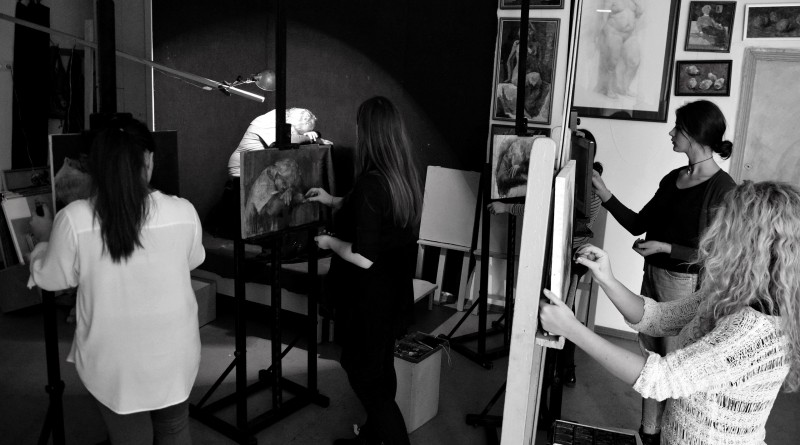 Test la desen. Clasa a XI-a. 03 noiembrie 2016