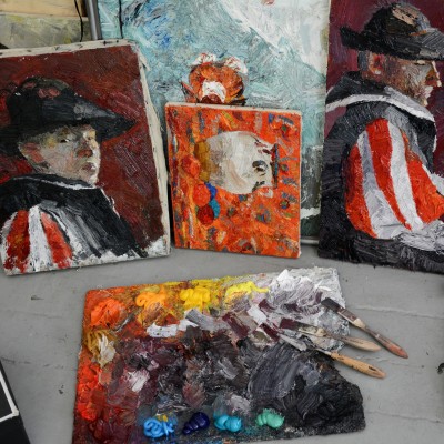 В мастерских, модели. 12 класс, препод. Анатол Гимпу