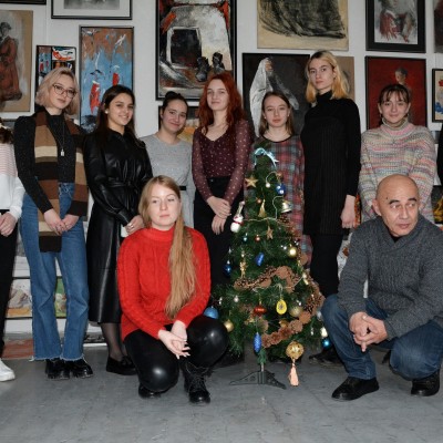 December 22, 2021 / ... analysis of half-year Views (11, 12 grades) Discussions, opinions, memories and guests. Students, graduates  and teachers.