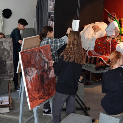 11 кл. препод. Гимпу Анатол/
12 кл. препод. Оксана Гимпу