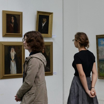 Students at the opening of Emil Childescu's exhibition