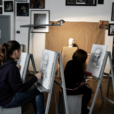 Work in the studio. Painting and drawing. December 2016