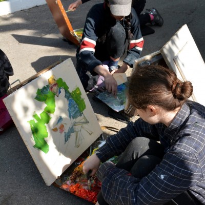 ... the start of the summer pleinair / 8th, 10th and 11th grade. /