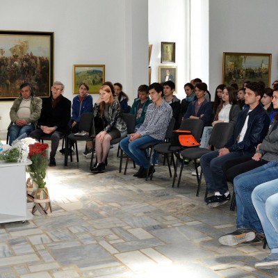 Students at the opening of Emil Childescu's exhibition
