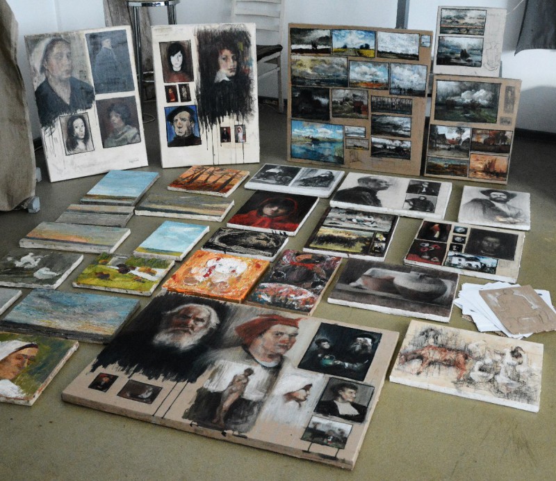 Alexandru Bodrug at Vizionări în Liceul Academic de Arte Plastice „Igor Vieru” / Copii de pe opere. 5 septembrie 2016