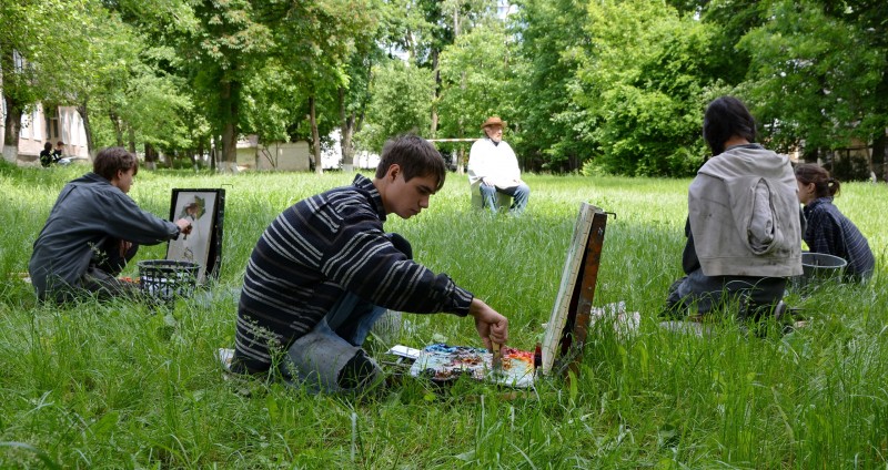 ... începutul practicii de pleinair de vară / clasa a VIII-a, a X-a și a XI-a. /